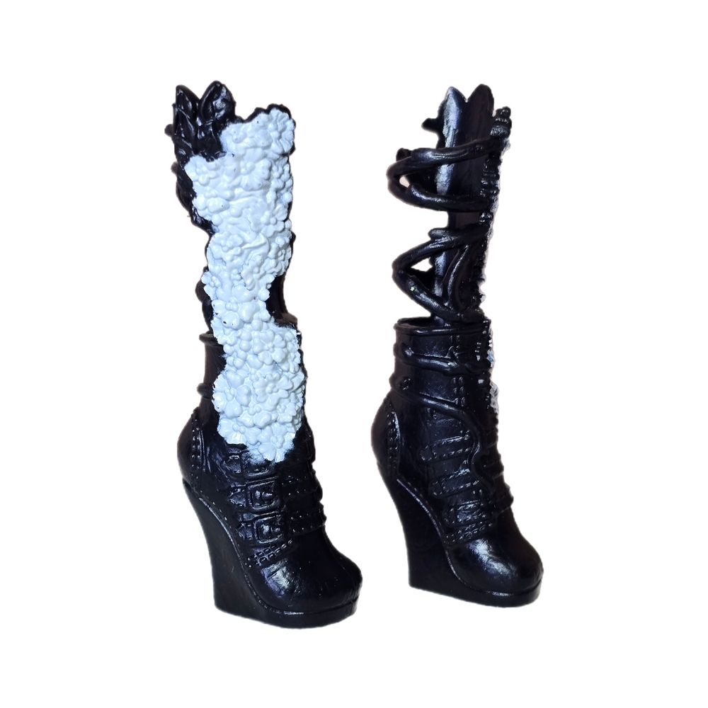 Ever After High Spring Unsprung Cerise Hood Rebel Doll Replacement Shoes Boots